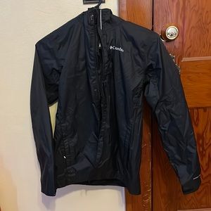 Columbia black windbreaker/raincoat